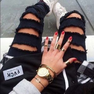 Black distressed jeans